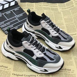 A good pair of sports and leisure